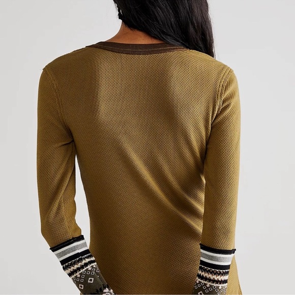 NWT FREE PEOPLE Mikah Layering Cuff Top SZ:L - Picture 2 of 11